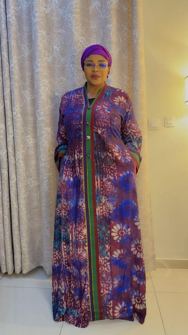 robe batik vert avec motif rouge - Image 3